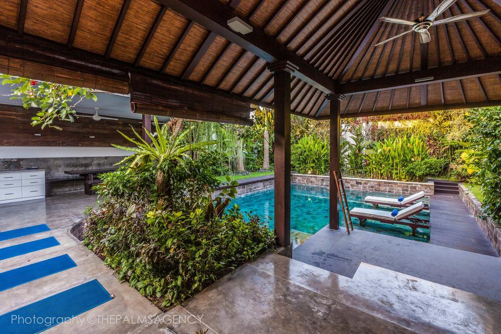 Villa Besok Seminyak (Bali)